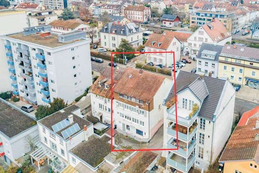 Haus zum Kaufen in Lörrach 1.500.000 € 320 m²