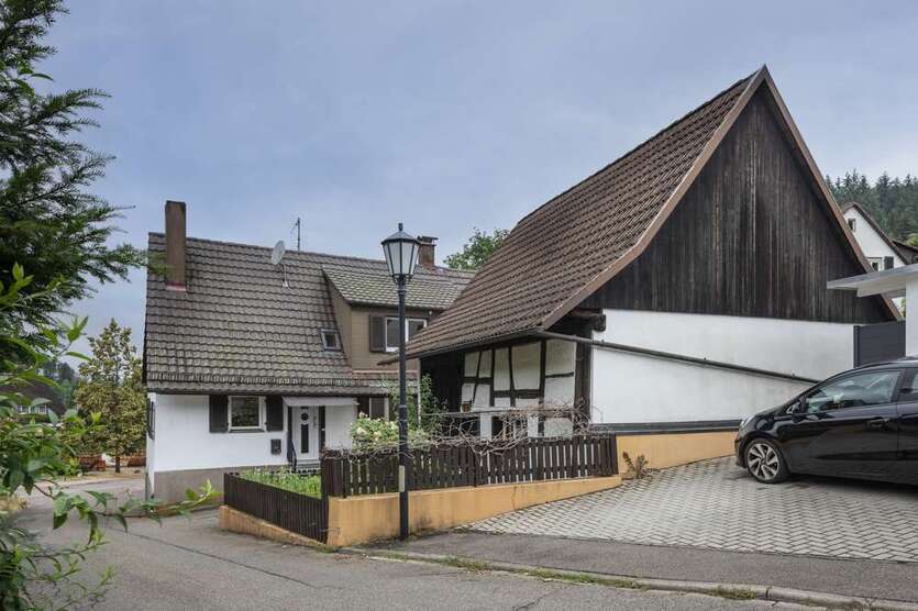 Haus zum Kaufen in Badenweiler 249.000 € 133 m²