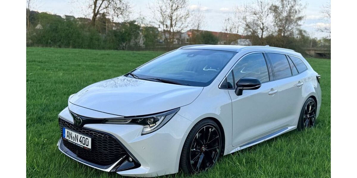 Toyota Corolla 43.000 km 27.800 &euro; Ansbach 91522