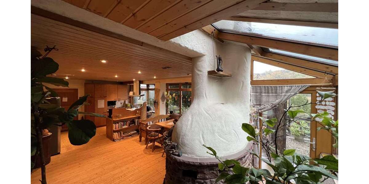 Einfamilienhaus Gemünden - 7 Zimmer, 220 m&sup2;, 335.000&euro; | Angebot:24781567