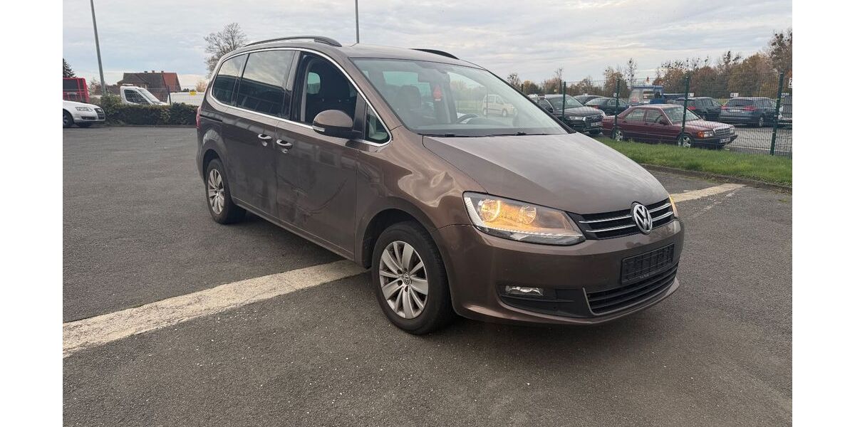 VW Sharan 254.000 km 4.990 € Salzkotten 33154
