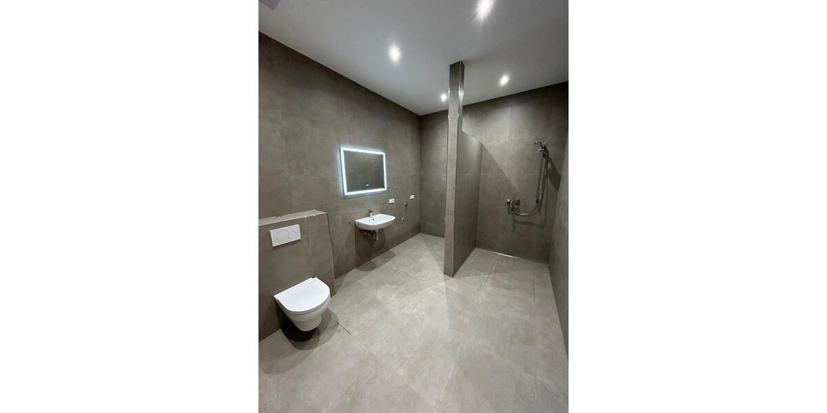 ERSTBEZUG MIT KÜCHE: 4 ZiWhg 106m² mit Balkon in 97944 Boxberg 4 zimmer