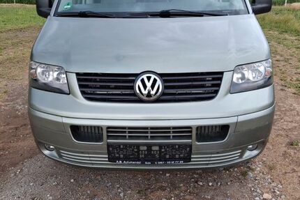 VW T5 Transporter 266.000 km 8.600 &euro; Weingarten 88250
