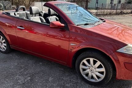 Renault Megane 256.766 km 888 &euro; München 81929