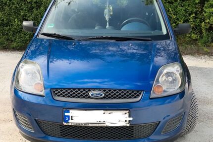 Ford Fiesta 127.000 km 2.650 &euro; Nürtingen 72622