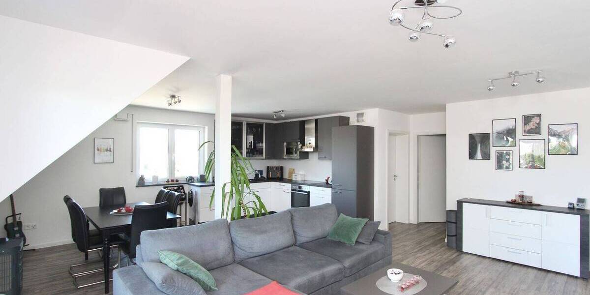 Etagenwohnung Landshut West - 2 Zimmer, 82 m&sup2;, 1.020&euro; | Angebot:26779627
