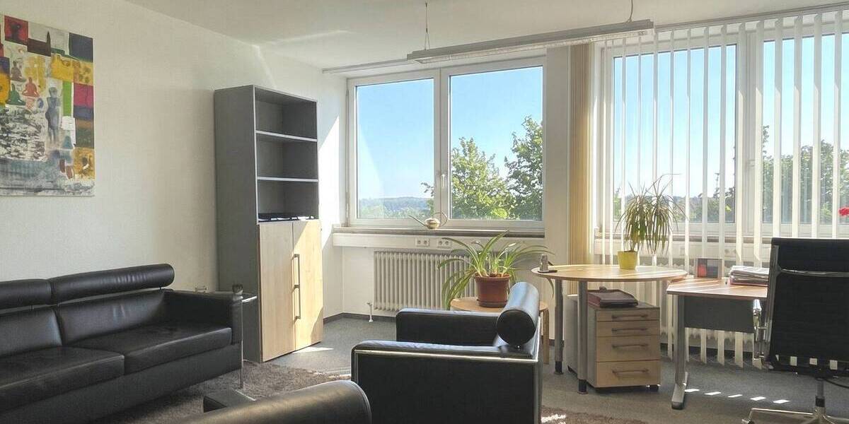Gewerbeobjekt Regensburg Galgenberg - 3 Zimmer, 107 m&sup2;, 1.880&euro; | Angebot:26388934