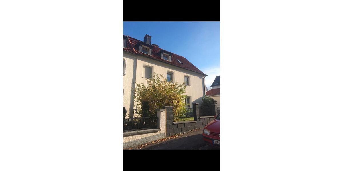 Dachgeschoßwohnung Iserlohn - 3 Zimmer, 58 m&sup2;, 410&euro; | Angebot:24831834