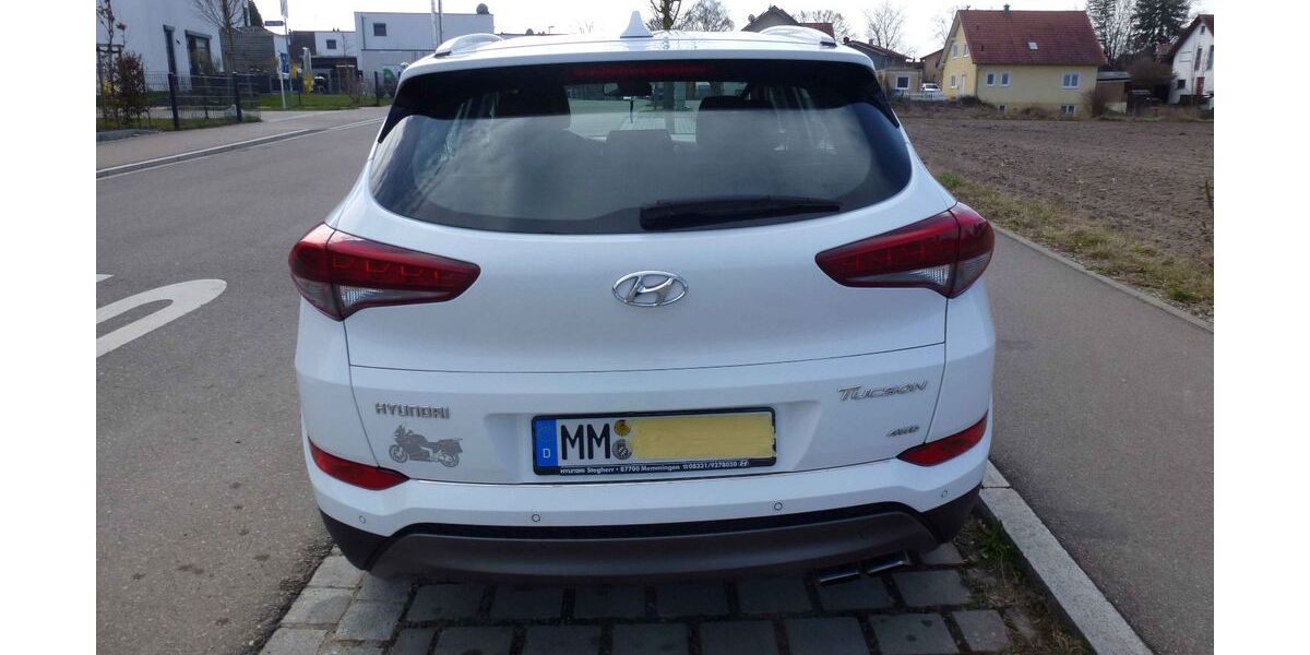 Hyundai TUCSON 93.000 km 14.800 &euro; Memmingen 87700