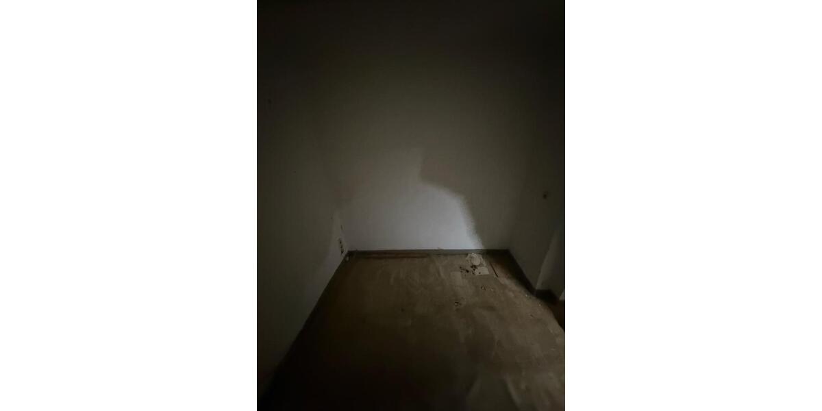 Mehrfamilienhaus, Wohnhaus Roßleben-Wiehe Wiehe - 22 Zimmer, 600 m&sup2;, 850&euro; | Angebot:24565511