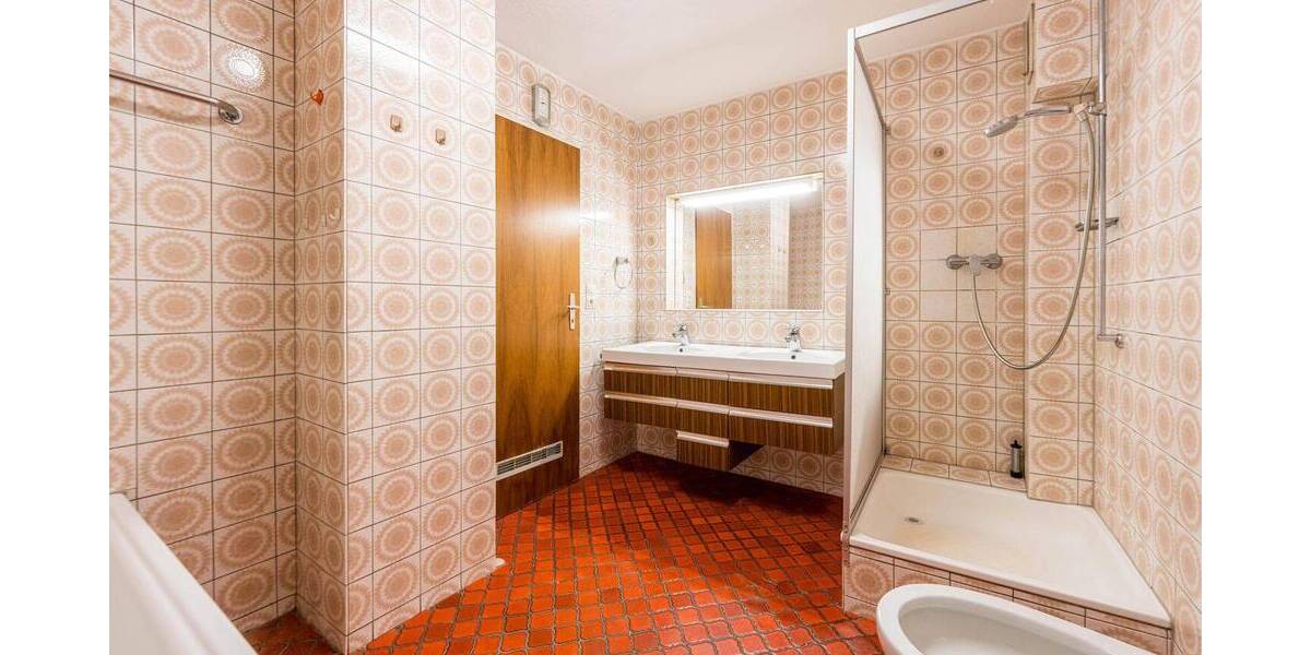 Reihenmittelhaus Bad Säckingen - 8 Zimmer, 189 m&sup2;, 420.000&euro; | Angebot:26343838