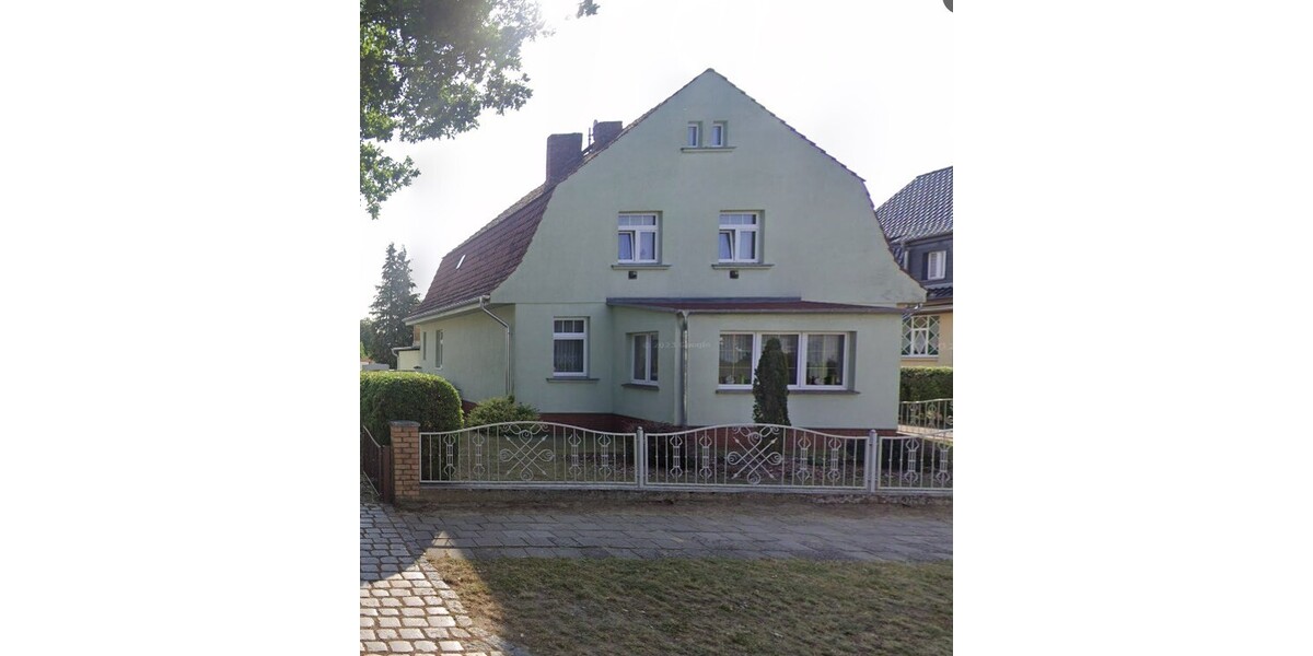 Großzügiges Zweifamilienhaus mit 7 Zimmern, großem Grundstück und viel Privatsphäre in Angermünde - Mehrfamilienhaus, Wohnhaus Angermünde | Angebot:23507973
