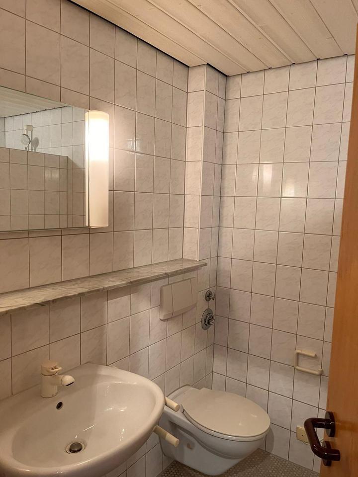 Schöne 2 Zimmer Wohnung zu vermieten in Esslingen Hegensberg zimmer
