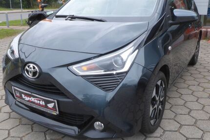 Toyota Aygo (X) 35.570 km 10.995 € Treuenbrietzen 14929