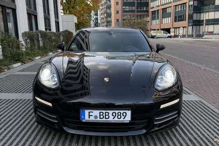 Porsche Panamera 225.000 km 27.000 &euro; Frankfurt am Main 65929