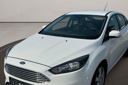 Ford Focus 17.500 km 9.200 &euro; Heinrichshofen 86492