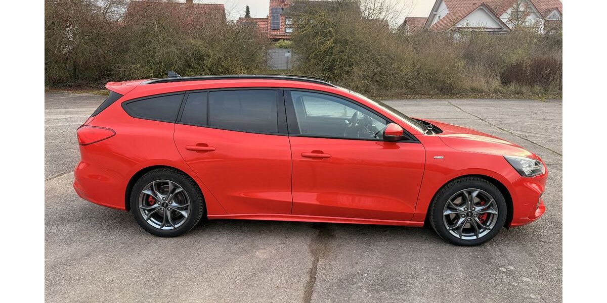 Ford Focus 50.000 km 15.500 &euro; Leinefelde 37327