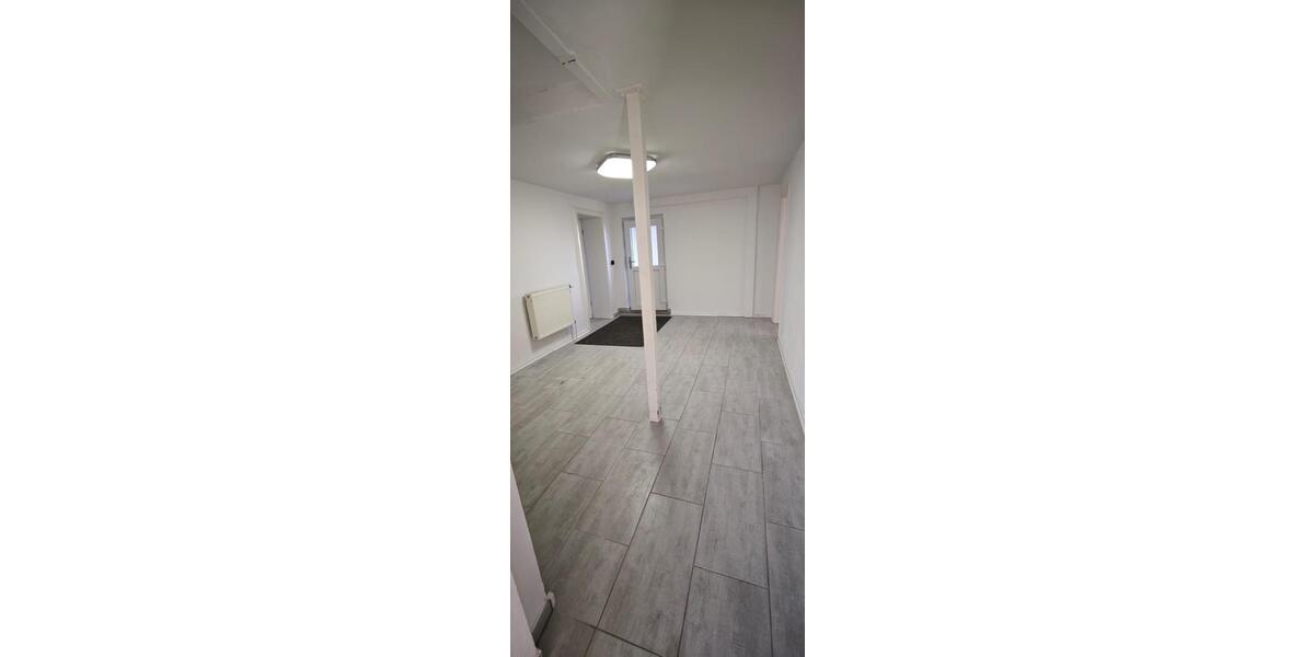 Erdgeschoßwohnung Grimmen - 2 Zimmer, 75 m&sup2;, 550&euro; | Angebot:26226483
