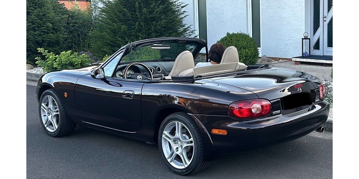 Mazda MX-5 91.500 km 9.995 &euro; Kassel 34132