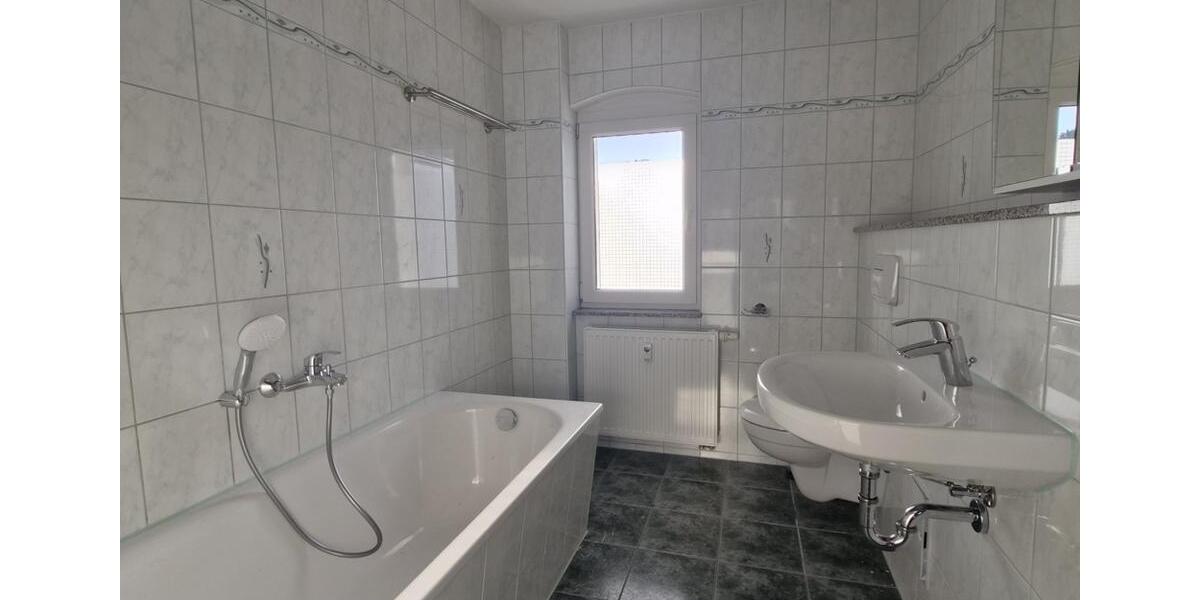 Etagenwohnung Hirschfeld - 2 Zimmer, 53 m&sup2;, 318&euro; | Angebot:26373510