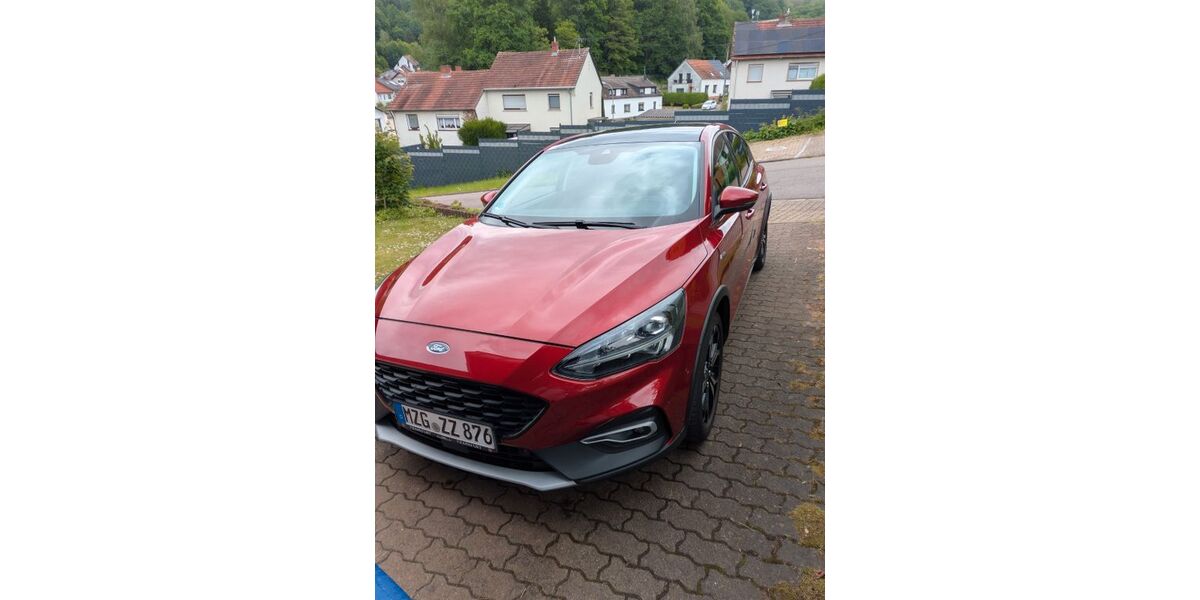 Ford Focus 49.500 km 13.200 &euro; Merzig 66663