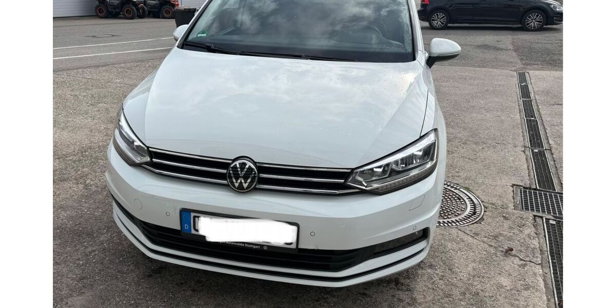 VW Touran 88.160 km 25.300 &euro; Calw 75365