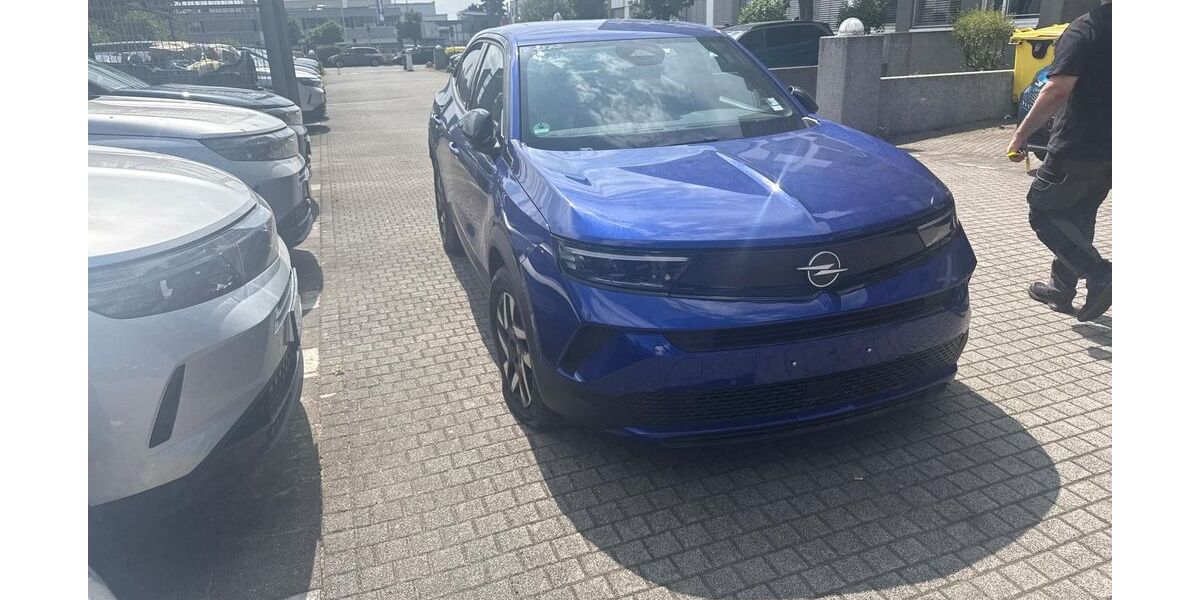 Opel Mokka 10.969 km 18.880 &euro; Rüsselsheim 65428