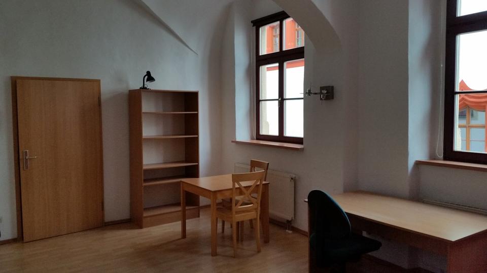 Etagenwohnung Freiberg - 1 Zimmer, 32 m&sup2;, 260&euro; | Angebot:26664442