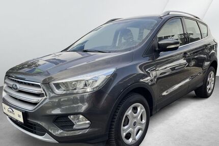 Ford Kuga 42.585 km 14.190 &euro; Cuxhaven 27472