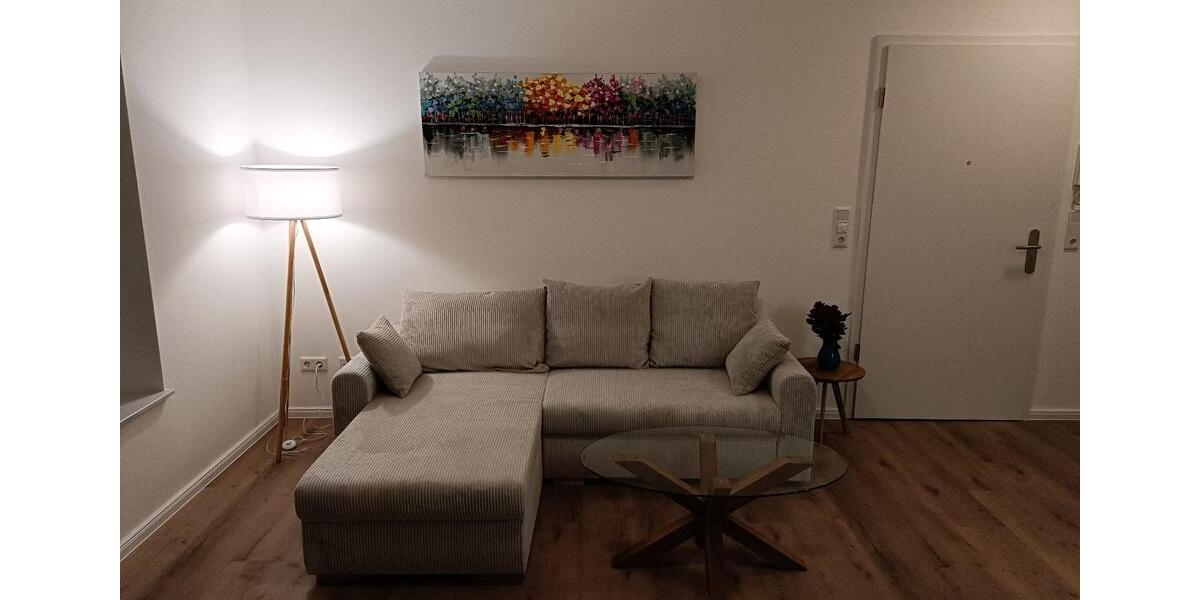 Dachgeschoßwohnung Oldenburg Eversten - 1.5 Zimmer, 38 m&sup2;, 720&euro; | Angebot:26403810