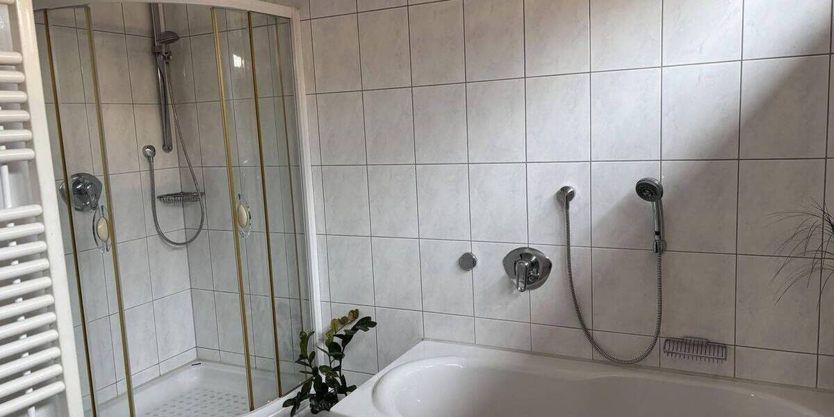 Bungalow Königsbrunn - 7 Zimmer, 194 m&sup2;, 765.000&euro; | Angebot:26488305