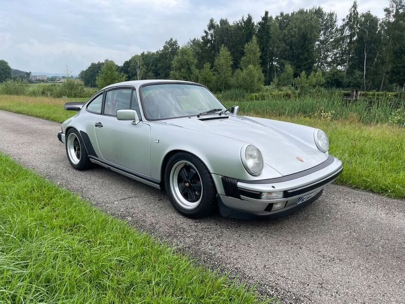 930