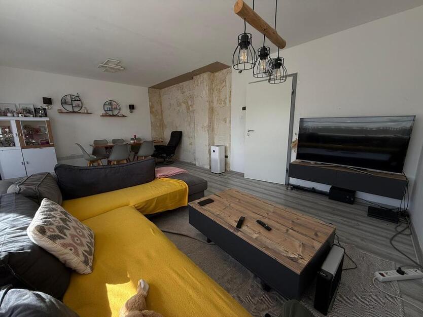 Reihenmittelhaus mit großem Garten und viel Platz