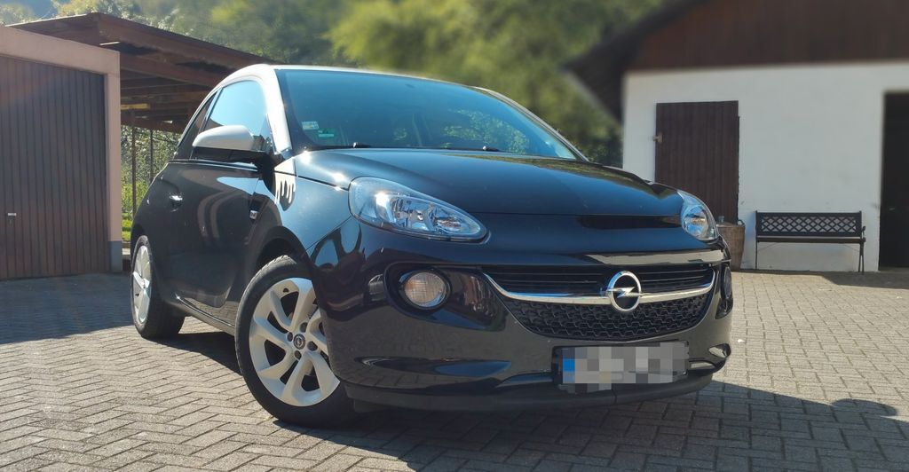 Opel Adam 84.700 km 6.100 € Freiburg 79111