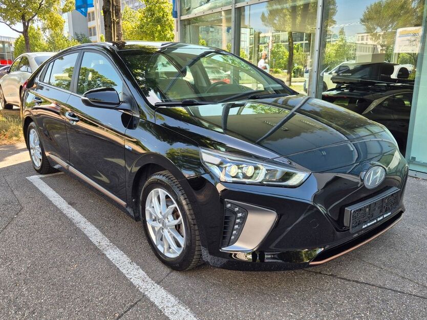 Hyundai IONIQ 42.702 km 14.700 € München 80807