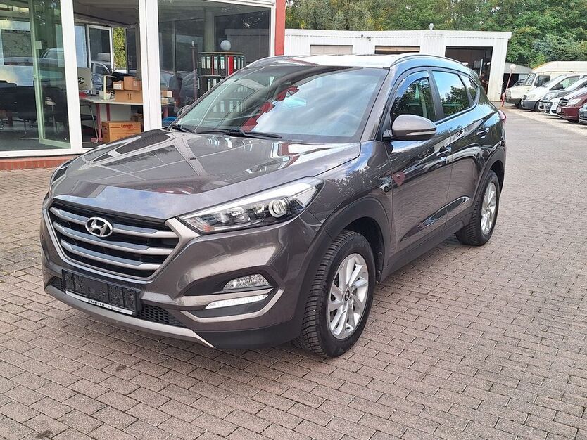 Hyundai TUCSON 72.596 km 15.990 € Fehrbellin 16833
