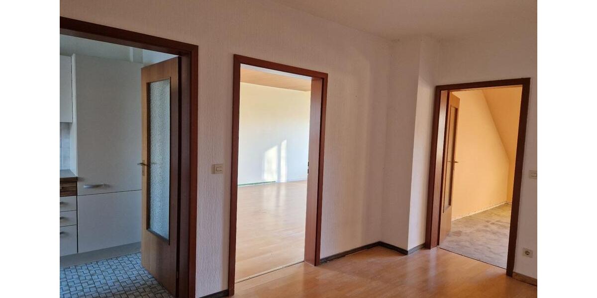 Dachgeschoßwohnung Schleswig - 3 Zimmer, 87 m&sup2;, 122.000&euro; | Angebot:26399745