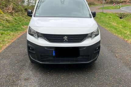 Peugeot Partner 100.000 km 10.000 &euro; Heigenbrücken 63869