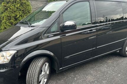 Mercedes-Benz Viano 299.999 km 11.300 € Hilden 40721