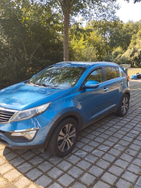 Kia Sportage 119.000 km 8.600 € Meisenheim 55590