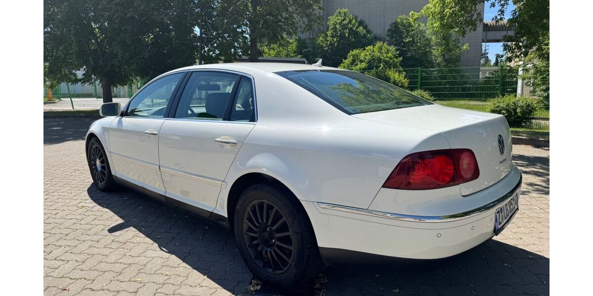 VW Phaeton 246.000 km 3.750 &euro; Zwickau 08056