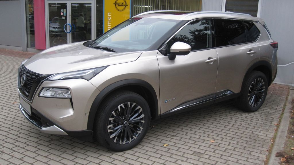 Nissan X-Trail 13.000 km 43.990 &euro; Cottbus 03044