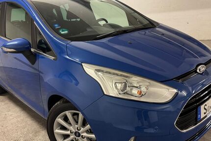 Ford B-Max 22.000 km 8.800 &euro; Stuttgart 70186