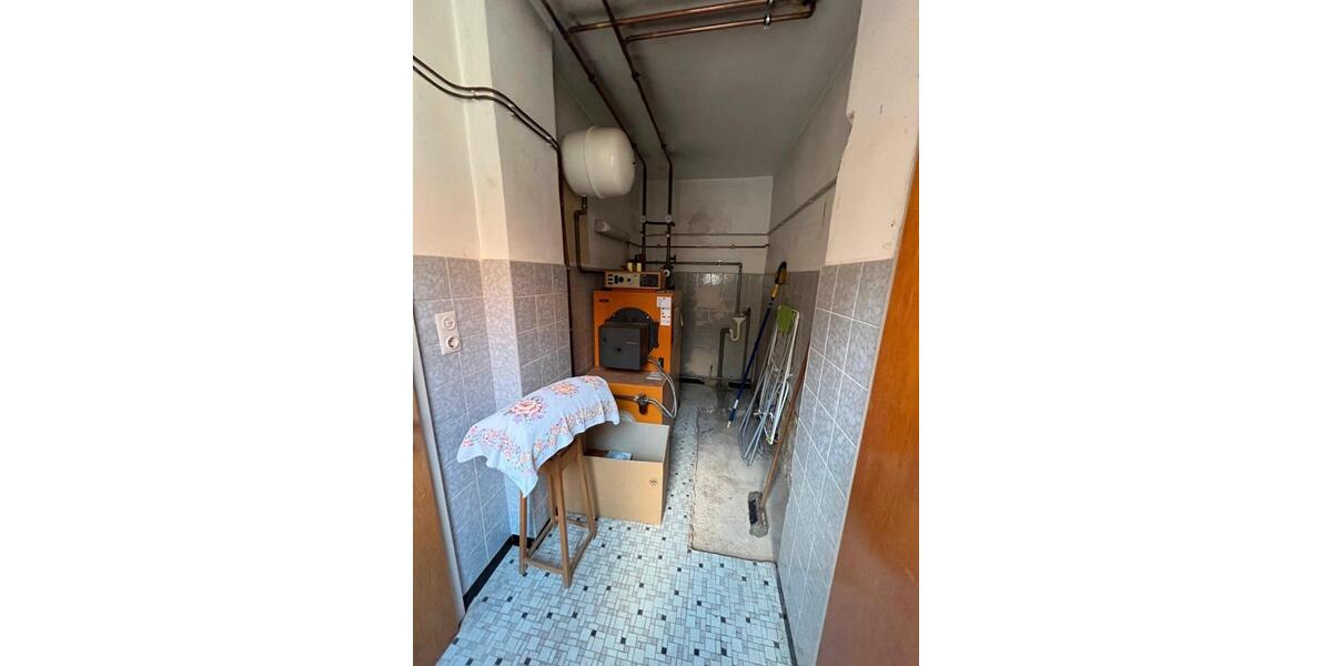 Einfamilienhaus Ostheim vor der Rhön Ostheim v.d.Rhön - 6 Zimmer, 82 m&sup2;, 99.000&euro; | Angebot:24859565