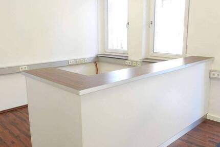 Gewerbeobjekt Nürnberg St Peter - 4 Zimmer, 128 m&sup2;, 890&euro; | Angebot:26843714
