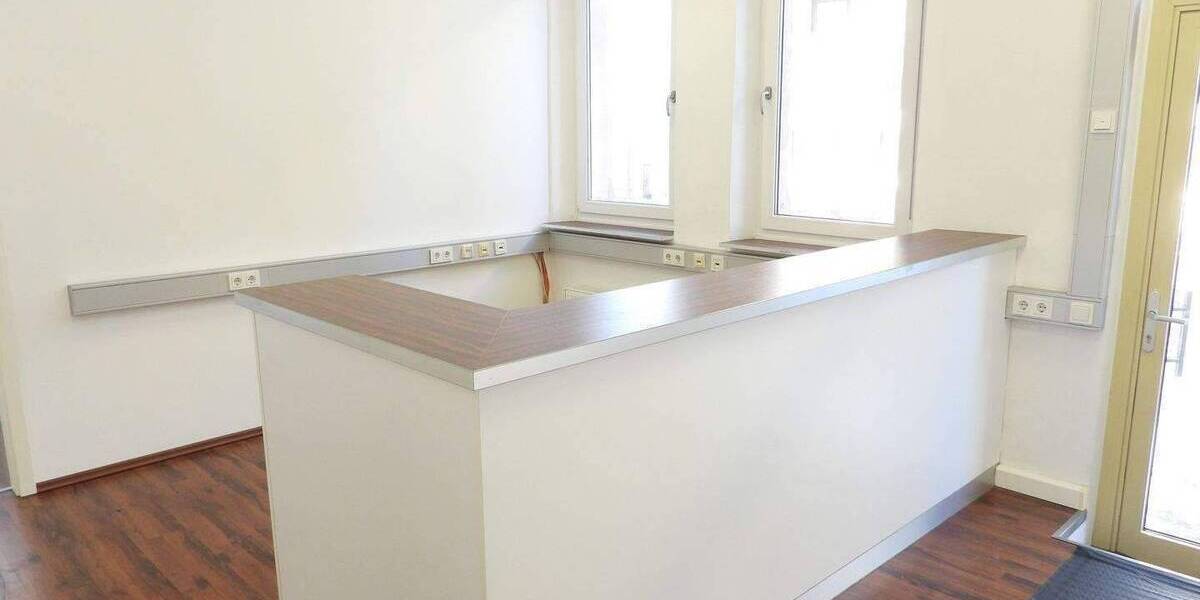 Gewerbeobjekt Nürnberg St Peter - 4 Zimmer, 128 m&sup2;, 890&euro; | Angebot:26843714
