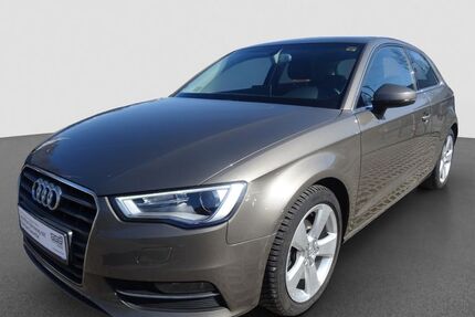 Audi A3 118.757 km 11.390 &euro; Löhne 32584
