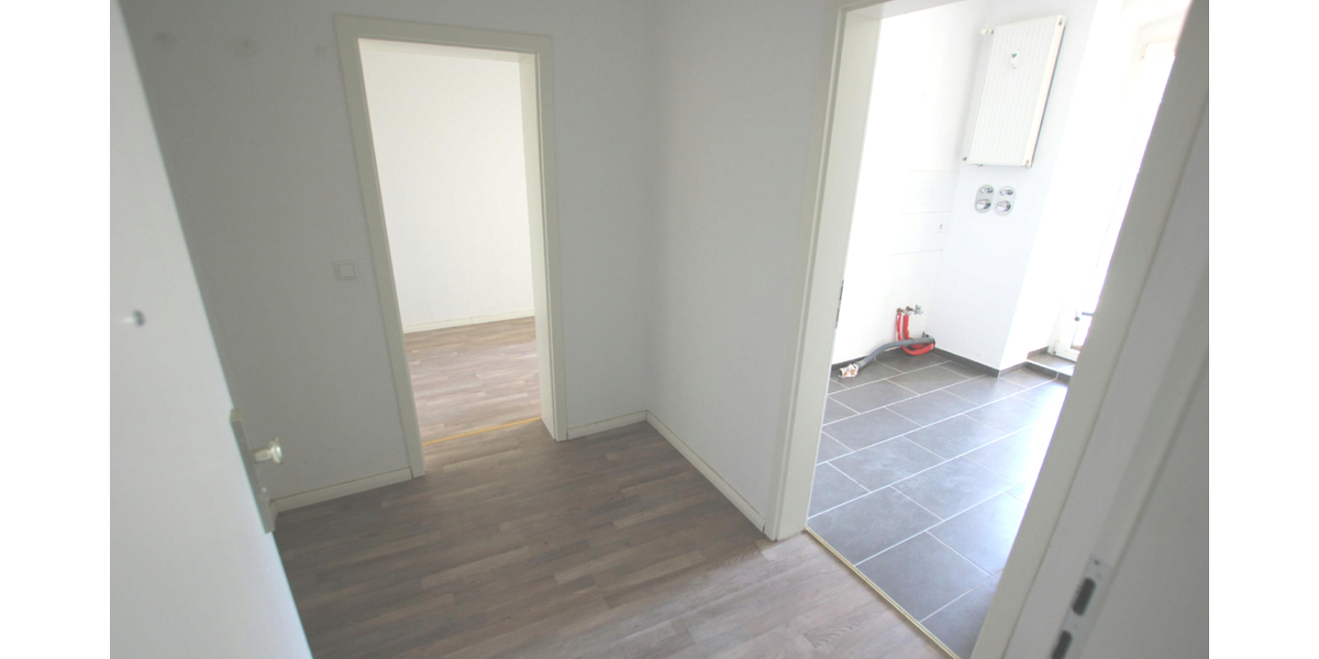 moderne 1 Raum-Wohnung mit 15 m² großer Terrasse und Mietergarten! - Erdgeschoßwohnung Gera Pforten | Angebot:26882352