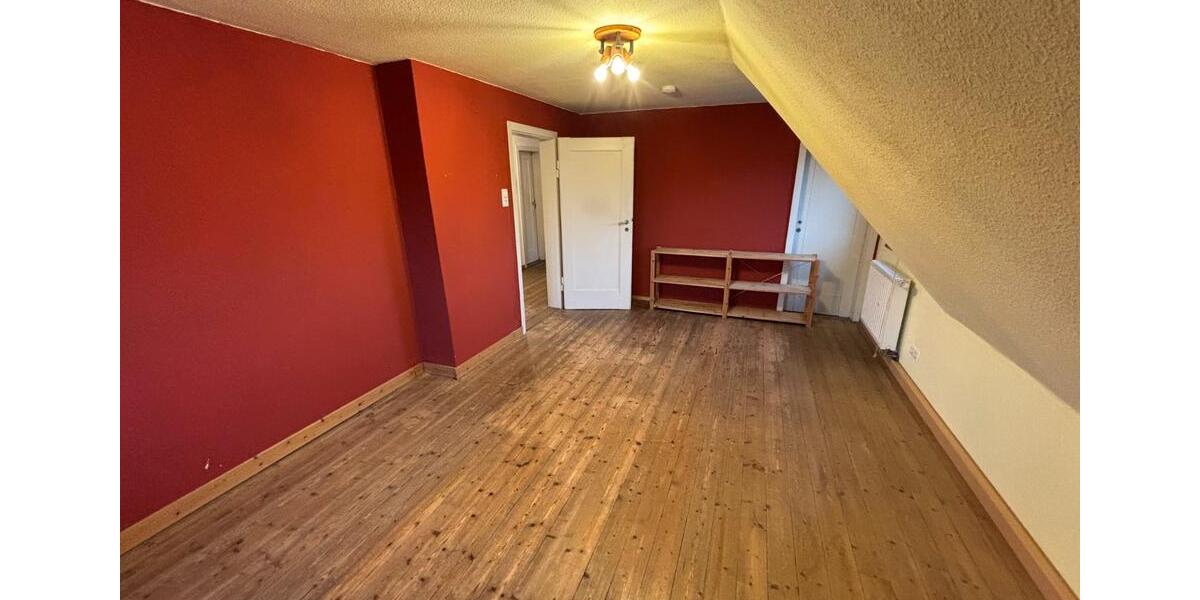 Mehrfamilienhaus, Wohnhaus Korntal-Münchingen Münchingen - 9 Zimmer, 196 m&sup2;, 890.000&euro; | Angebot:24865245