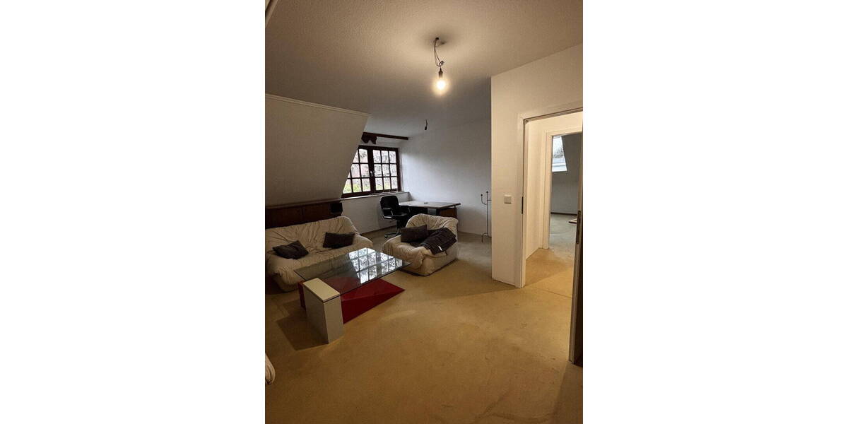 Einfamilienhaus Rellingen - 7 Zimmer, 202 m&sup2;, 2.300&euro; | Angebot:26806000
